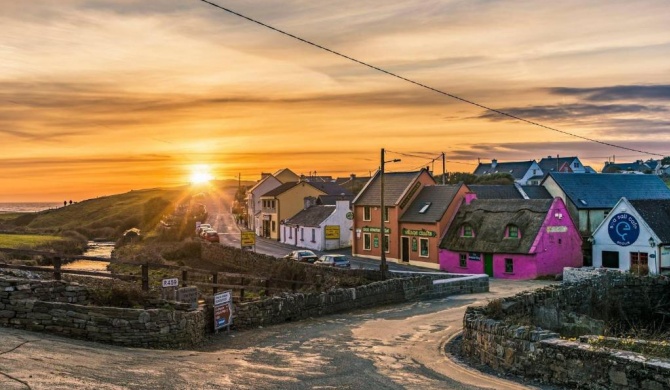 Lanelodge Doolin Village