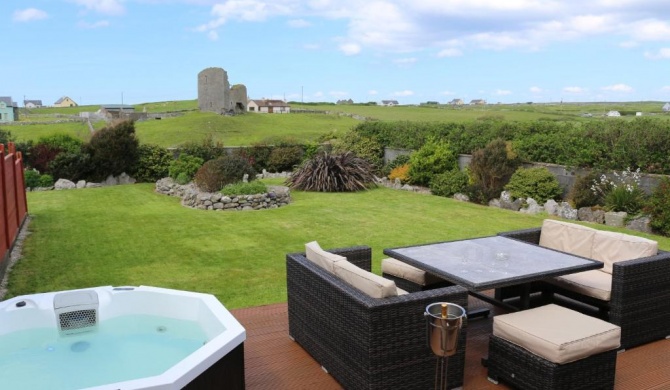 Luxury Lodges in Doolin Village with Hot Tubs