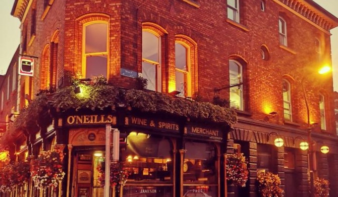 O'Neills Victorian Pub & Townhouse