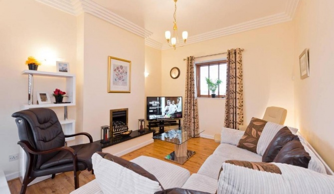 Stunning 3-Bed Apartment in Dublin 1