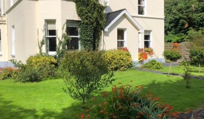 Galway Manor Banba House Sleeps 2-26