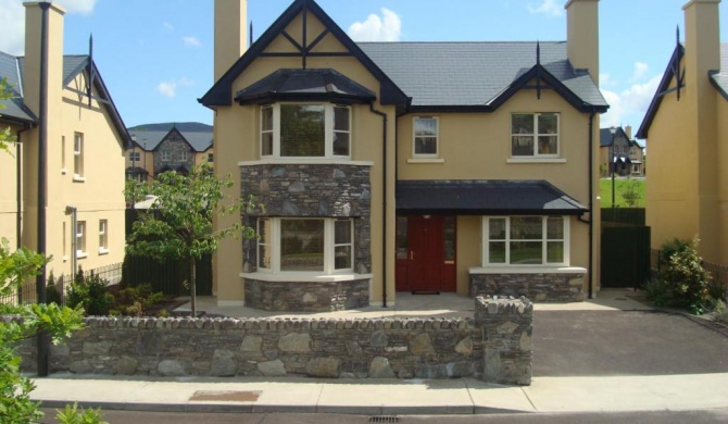 Ardmullen 4 Bed Detached Holiday Home - Walnut