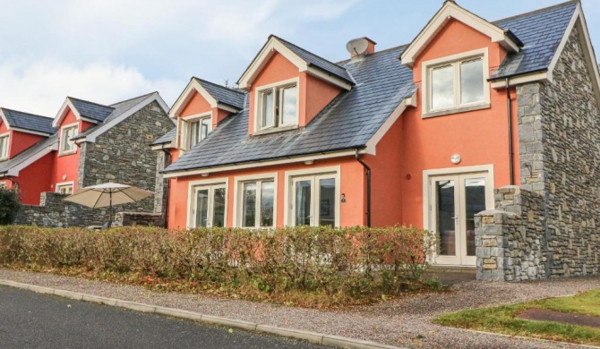 Ring of Kerry Golf Club Cottage, Kenmare