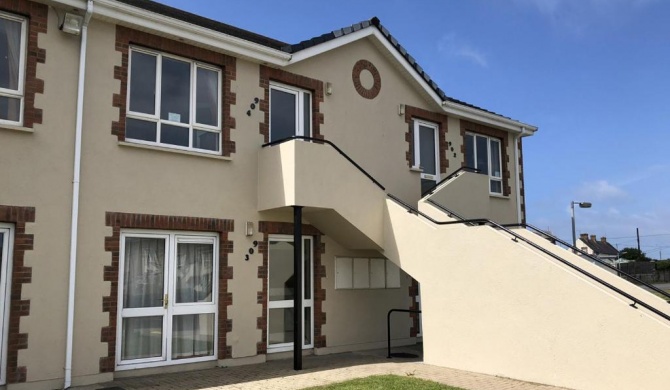 Kilkee Holiday Homes (GF - Sleeps 5)