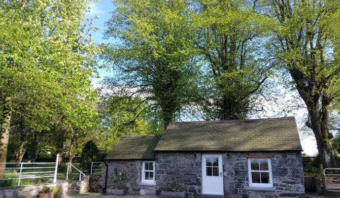 Roberts Yard Country Cottage