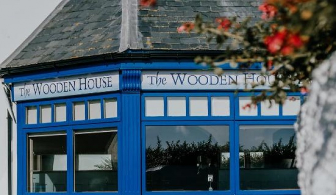 The Wooden House Hotel