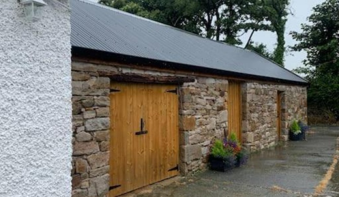 Cosy cottage in peaceful countryside