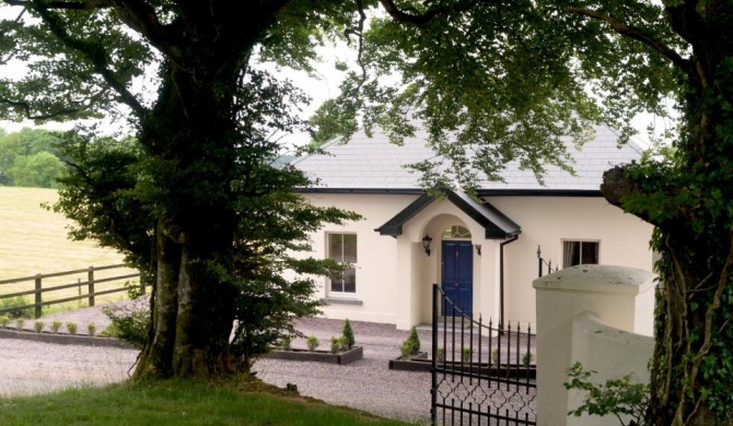 The Gate Lodge Cannaway House