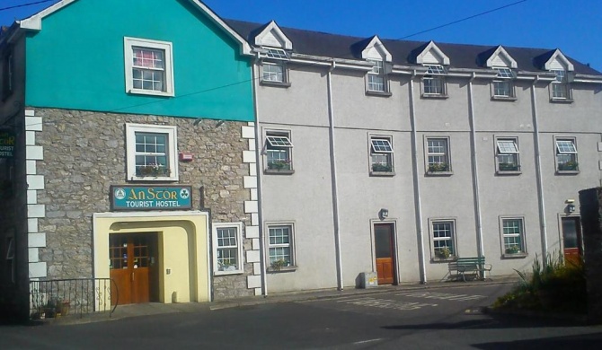 An Stór Townhouse
