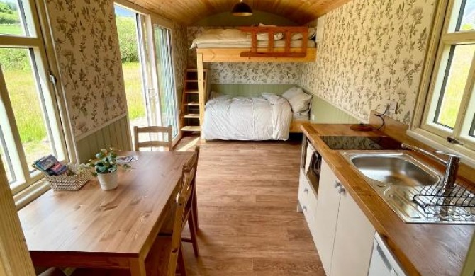 Stepping Stones Glamping ‘the olive’