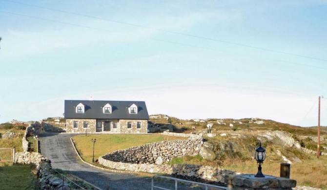 Cnocan Na Cuaig Carraroe by Trident Holiday Homes