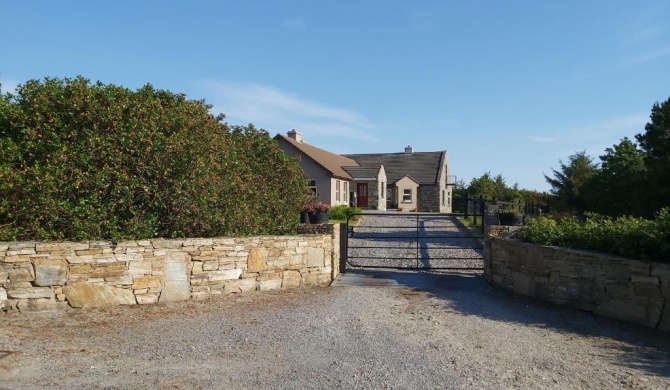 Shanakeever Farm - Clifden Country Homes - Bookable as 2 and 3 bedroomed